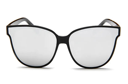Fashionable Oversized Sunglasses